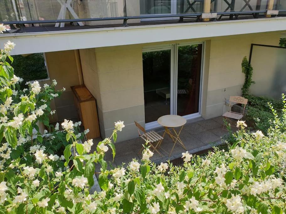 62 M2 Rez De Jardin, Terrasse , 6 Lits Et Parking Apartment Annecy Bagian luar foto